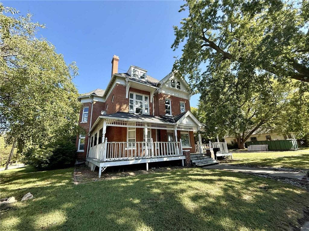 219 W 2nd StreetMaryville, MO 64468