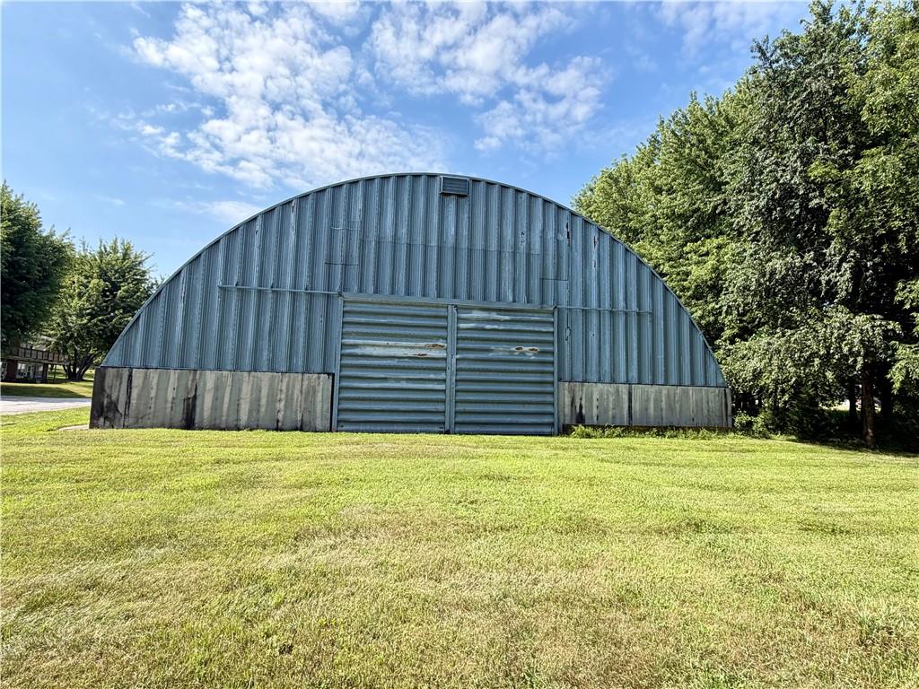 201 N Valleybrook DriveBurlington Jct, MO 64428